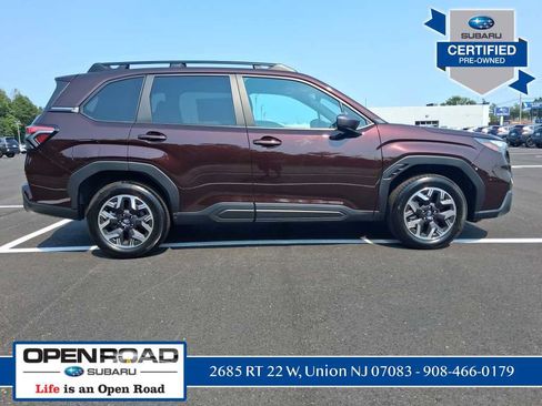 Used 2026 Subaru Forester Premium AWD/4WD image 2