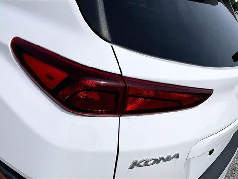 Used 2022 Hyundai Kona SEL FWD image 27