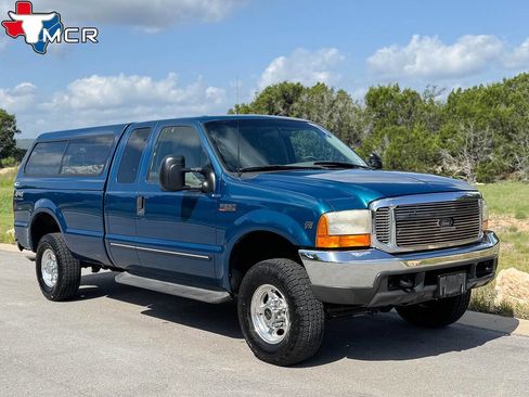 Used 2000 Ford F250 Lariat image 10