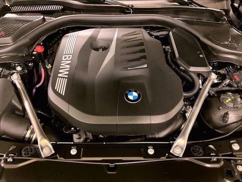 New 2026 BMW 540i xDrive w/ M Sport Package image 17