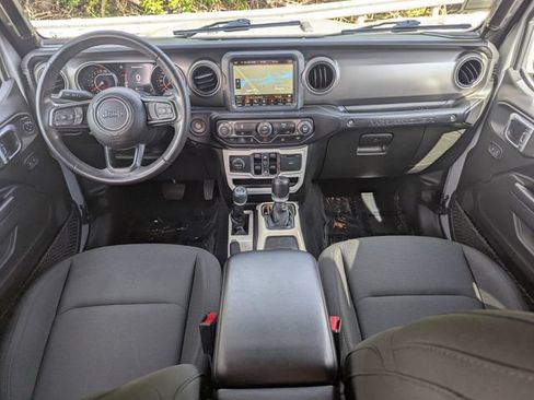 Used 2022 Jeep Wrangler Unlimited Sport AWD/4WD image 14