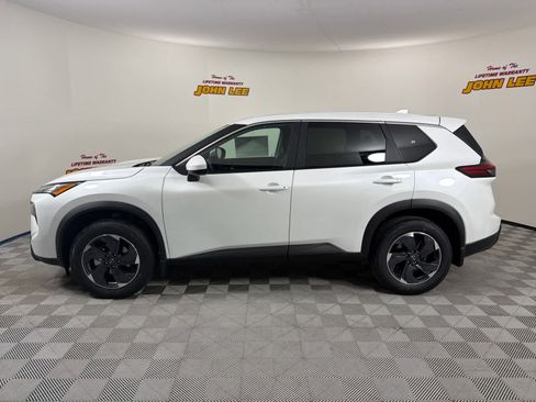 New 2026 Nissan Rogue SV image 2