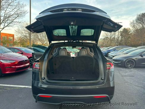 Used 2024 Tesla Model X Plaid image 27
