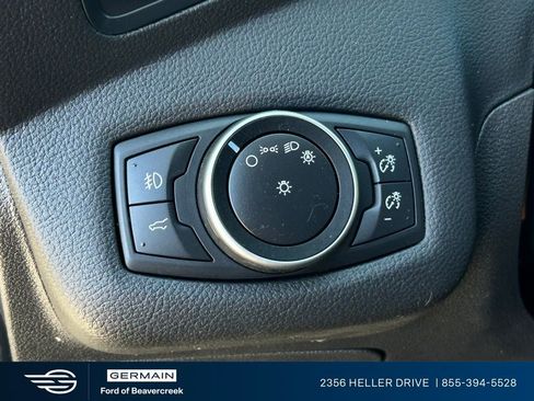 Used 2018 Ford Escape SE FWD image 25