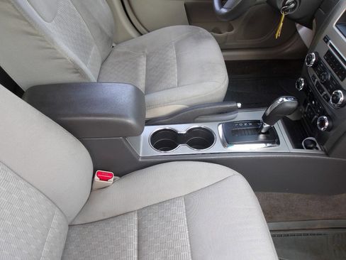 Used 2012 Ford Fusion S image 17