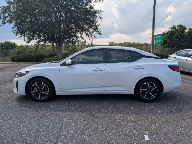 Used 2025 Nissan Sentra SV FWD image 7