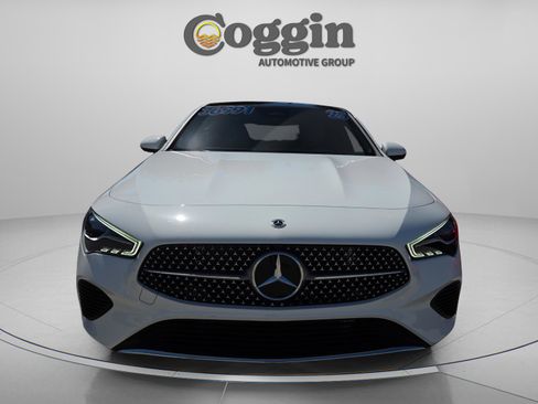 Used 2025 Mercedes-Benz CLA 250 image 8