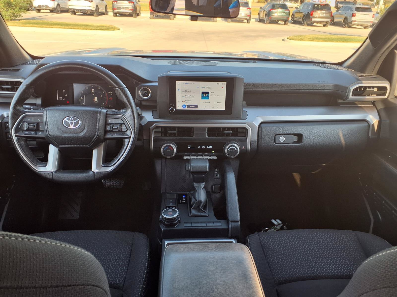 Used 2025 Toyota 4Runner SR5 AWD/4WD image 11