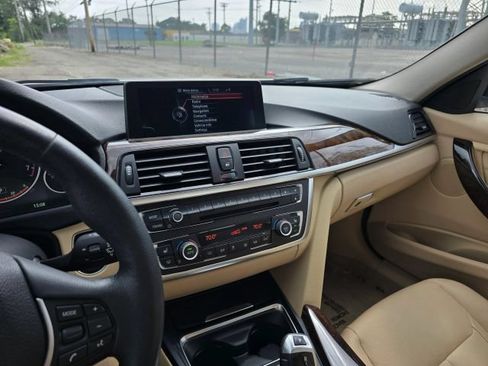 Used 2015 BMW 328i xDrive Sedan AWD/4WD image 27