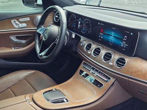 Used 2022 Mercedes-Benz E 350 4MATIC Sedan image 30