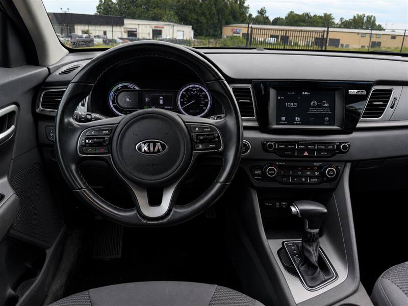 Used 2018 Kia Niro LX FWD image 16