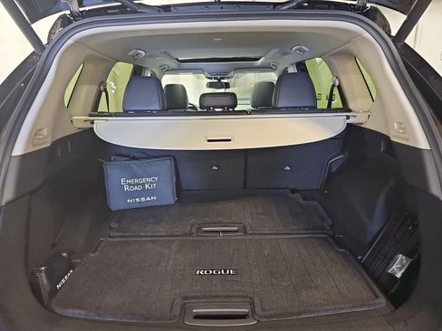 New 2026 Nissan Rogue Platinum w/ Platinum Premium Package image 12