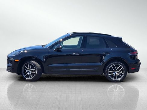 Used 2023 Porsche Macan Turbo AWD/4WD image 7
