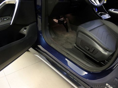 Used 2025 BMW X1 xDrive28i w/ Premium Package image 27