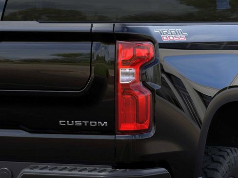 New 2026 Chevrolet Silverado 1500 Custom Trail Boss AWD/4WD image 11