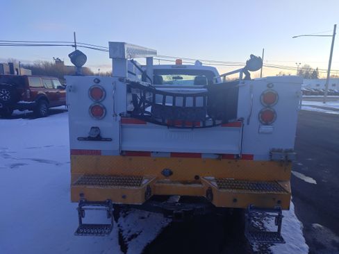 Used 2015 Ford F250 XL w/ XL Value Package image 8