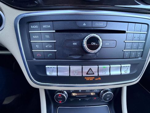 Used 2017 Mercedes-Benz CLA 250 4MATIC image 22
