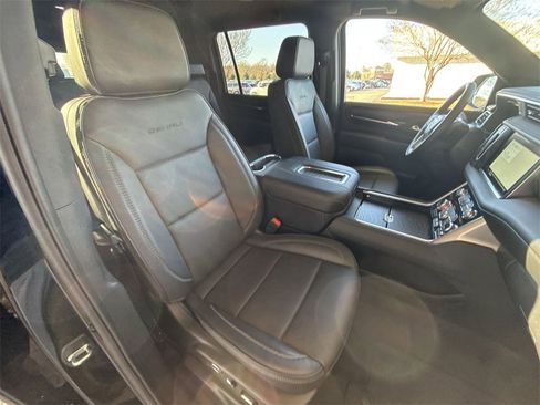 Certified 2024 GMC Yukon XL Denali w/ Max Trailering Package image 27