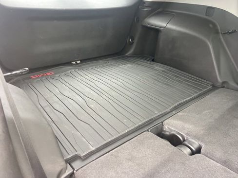 Used 2018 GMC Terrain SLE image 43