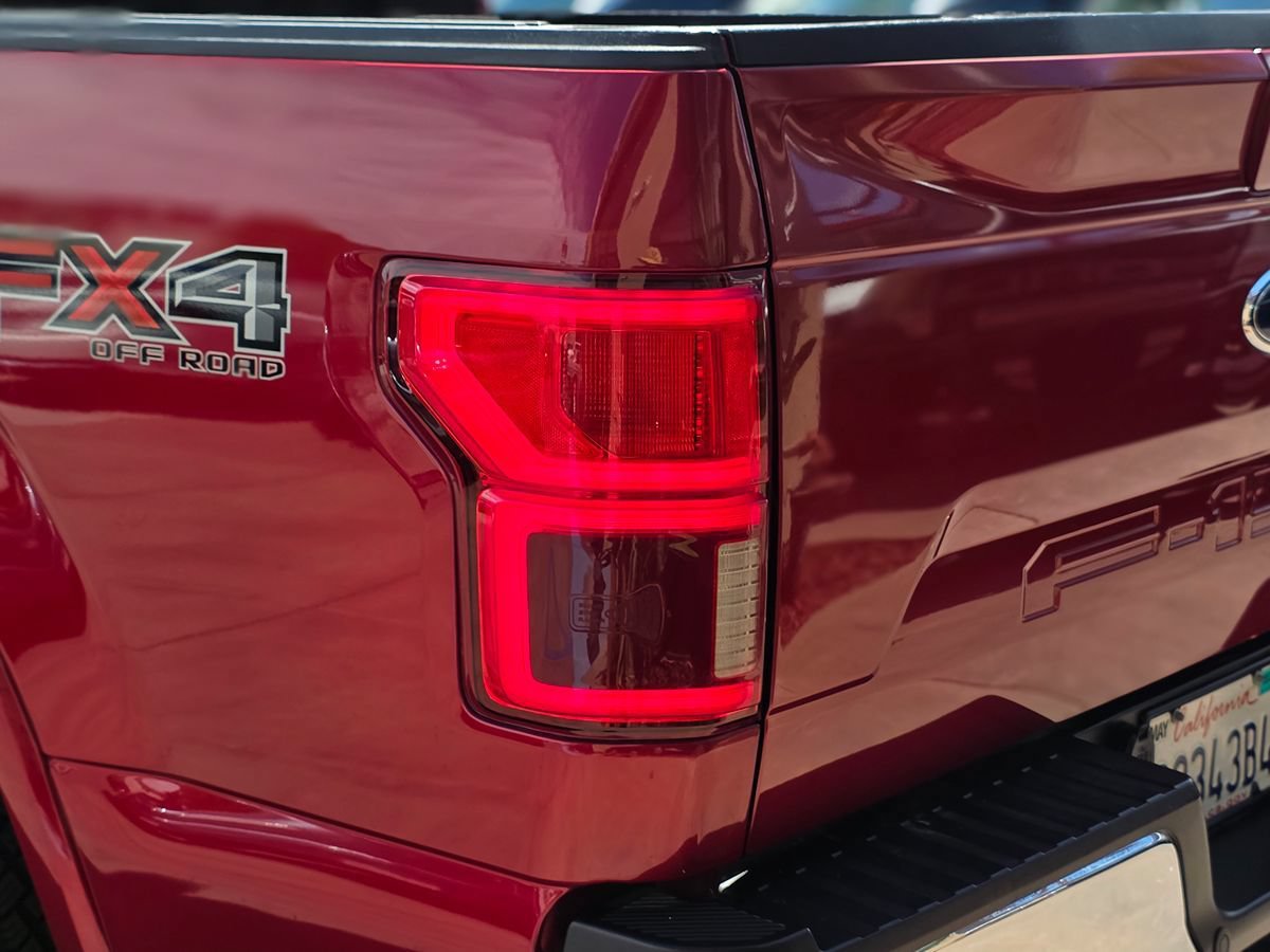 Used 2019 Ford F150 Lariat w/ Equipment Group 502A Luxury AWD/4WD image 10