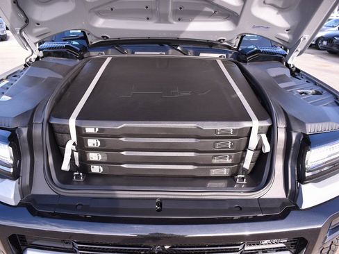 New 2025 GMC Hummer EV 3X image 29