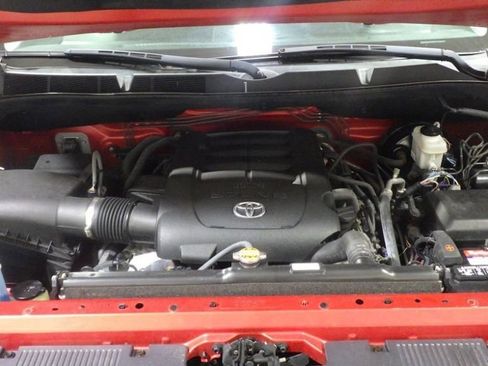 Used 2015 Toyota Tundra SR5 image 8