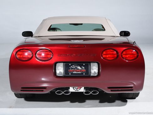 Used 2003 Chevrolet Corvette Convertible w/ Preferred Equipment Group1 RWD image 8