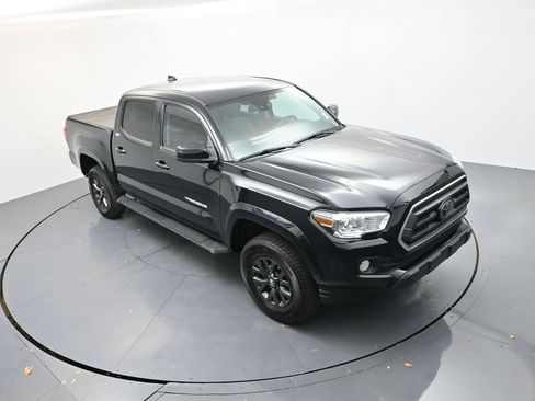 Used 2020 Toyota Tacoma SR5 image 17