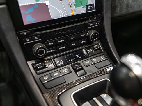 Used 2018 Porsche 911 GT3 image 19