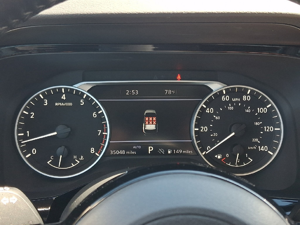 Used 2023 Nissan Pathfinder SL AWD/4WD image 21