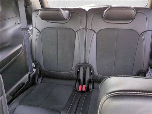 Used 2024 Jeep Grand Cherokee L Altitude AWD/4WD image 21