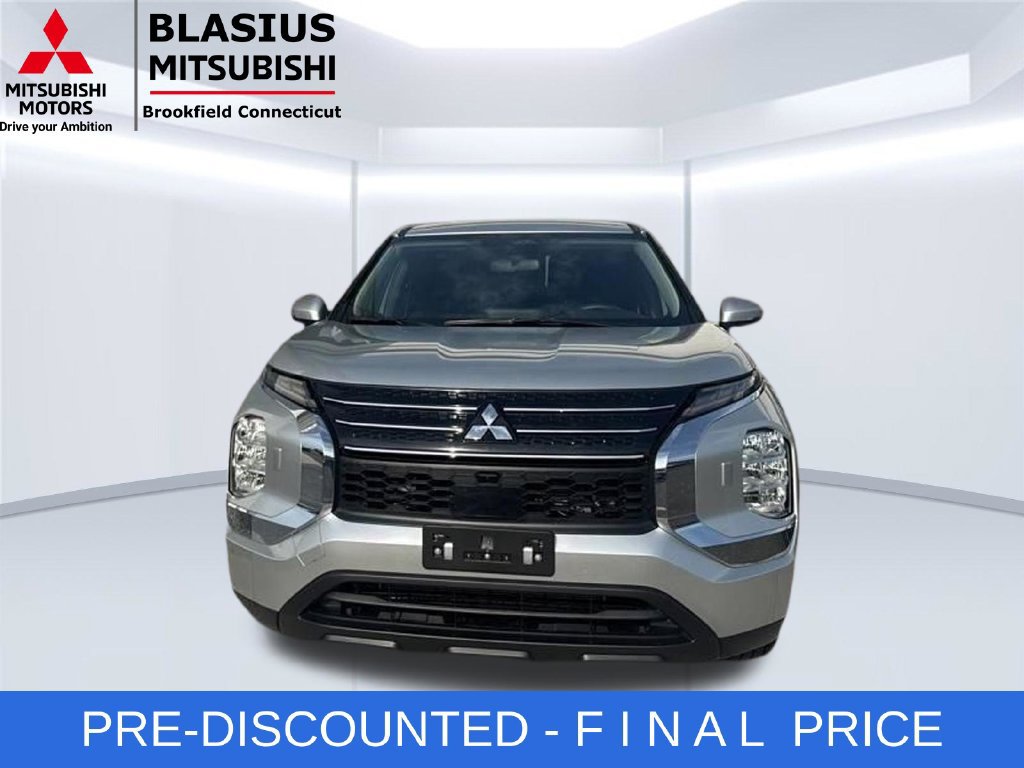 Used 2025 Mitsubishi Outlander ES AWD/4WD image 20