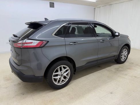 Used 2024 Ford Edge SEL w/ Convenience Package AWD/4WD image 6