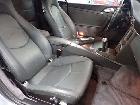 Used 2006 Porsche 911 Carrera S image 6