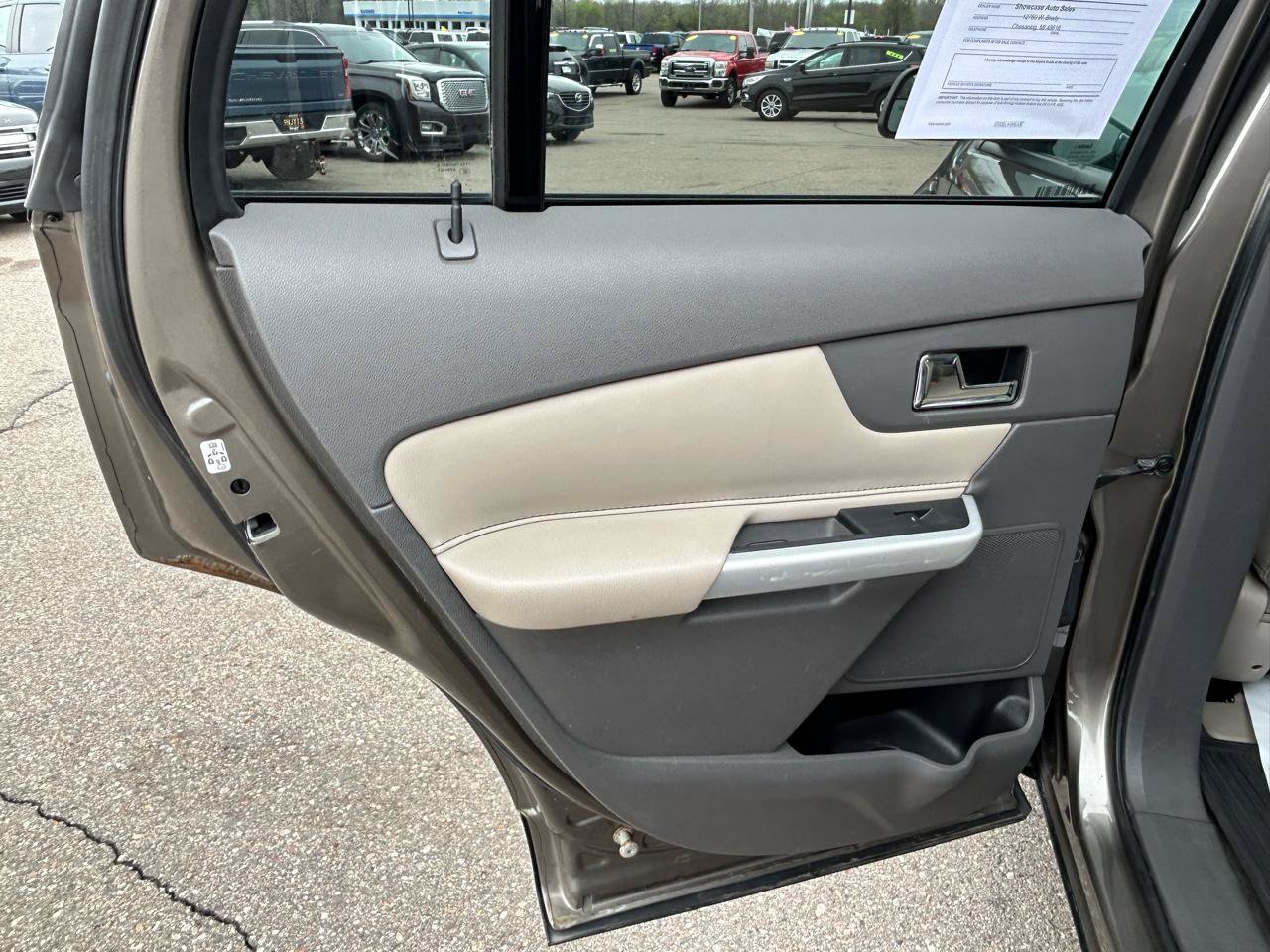 Used 2013 Ford Edge SEL FWD image 13