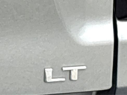 Used 2023 Chevrolet Colorado LT w/ LT Convenience Package II image 22