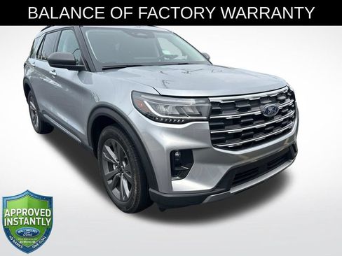 Used 2025 Ford Explorer Active w/ Active Comfort Package AWD/4WD image 1