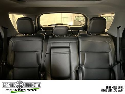 Used 2023 Ford Explorer XLT w/ Equipment Group 202A AWD/4WD image 36