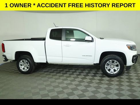 Used 2022 Chevrolet Colorado LT w/ LT Convenience Package RWD image 2