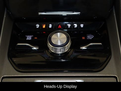 Used 2025 Jeep Wagoneer L Series II w/ Convenience Group I image 13