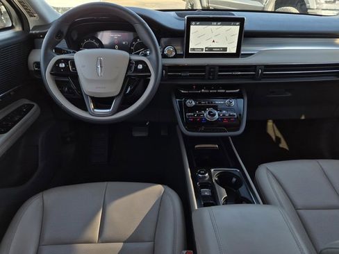 Used 2022 Lincoln Corsair FWD w/ Equipment Group 101A image 17