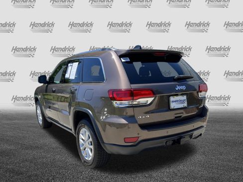 Used 2021 Jeep Grand Cherokee Laredo AWD/4WD image 7
