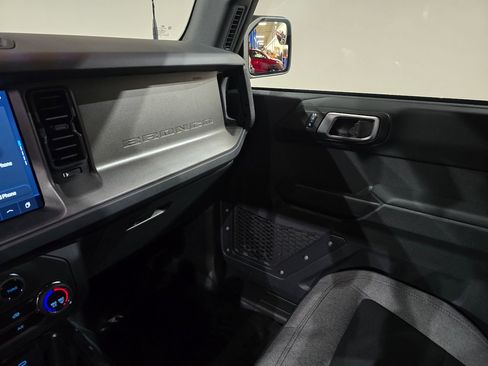 New 2025 Ford Bronco 4-Door image 26