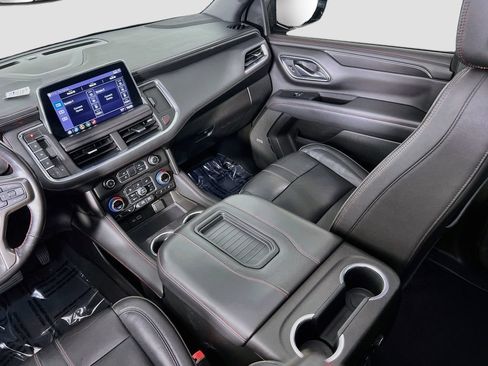 Certified 2021 Chevrolet Suburban RST w/ Rear Media and Nav Package AWD/4WD image 25