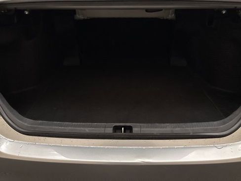 Used 2023 Toyota Camry LE image 9