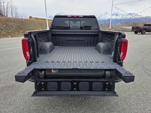 Used 2023 GMC Sierra 1500 Denali w/ Denali Reserve Package AWD/4WD image 14