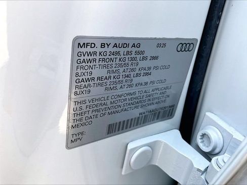 Certified 2025 Audi Q5 Premium w/ Convenience Package AWD/4WD image 35