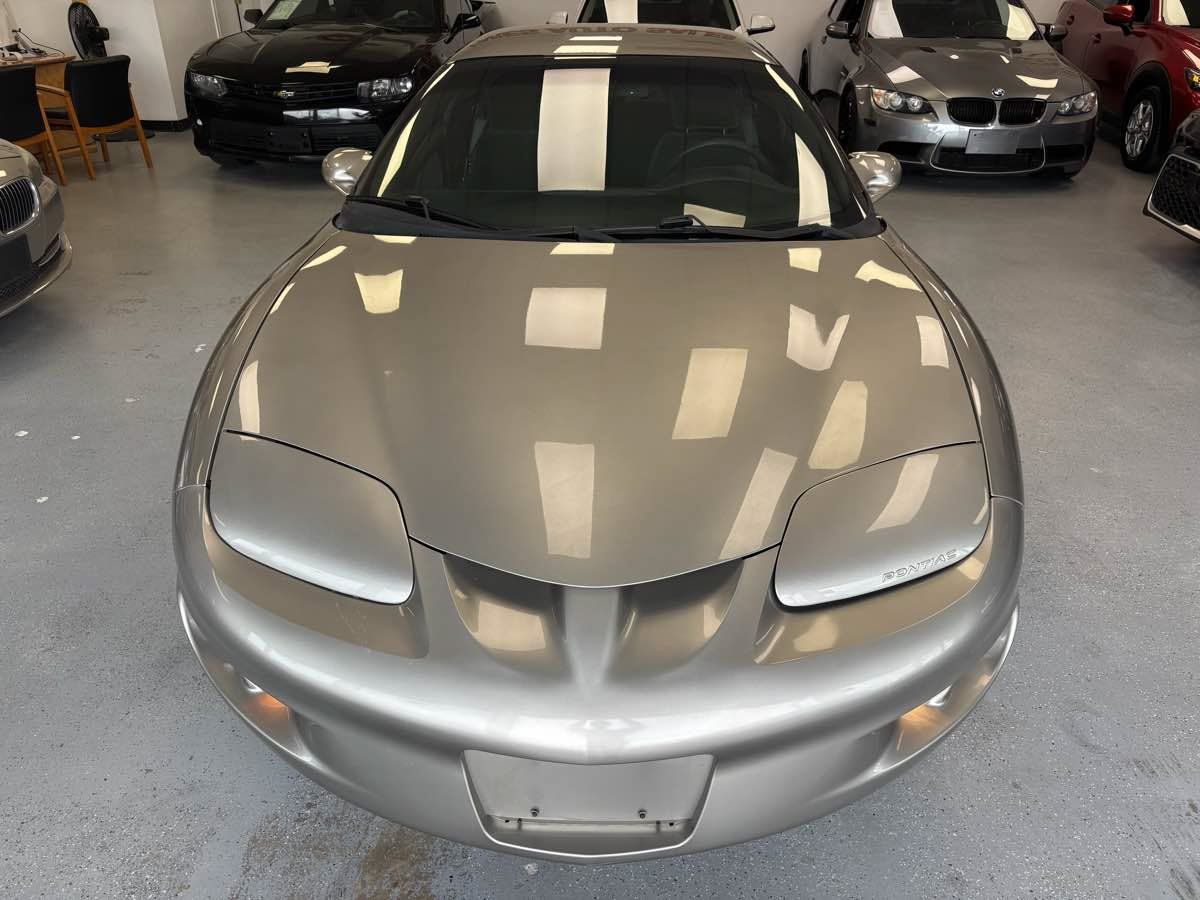 Used 2000 Pontiac Firebird Coupe RWD image 2