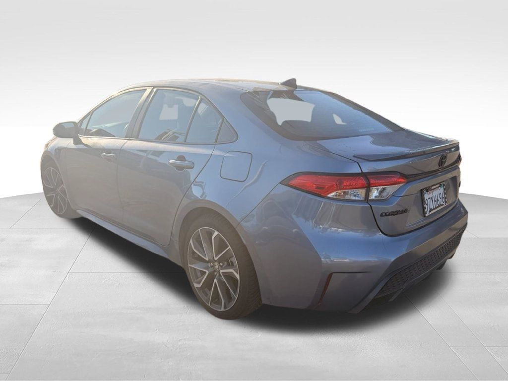 Used 2022 Toyota Corolla SE w/ Carpet Mat Package (TMS) FWD image 4
