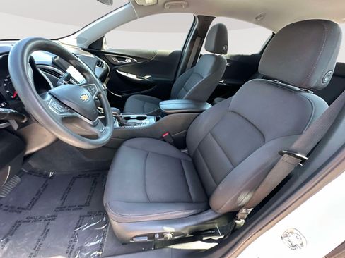 Used 2023 Chevrolet Malibu LT FWD image 23